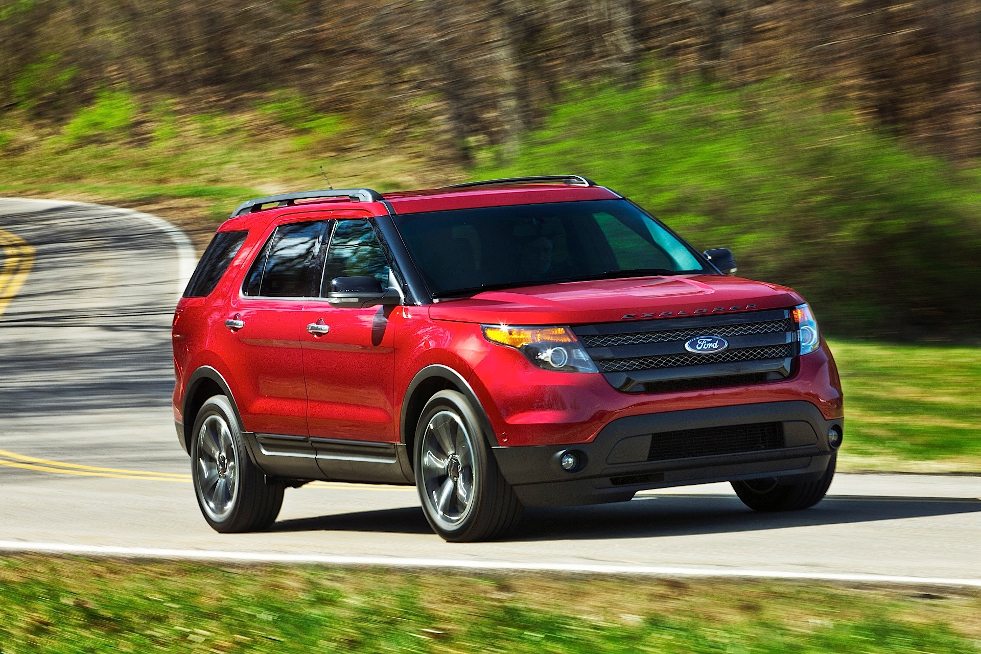 Ford Explorer photo 46