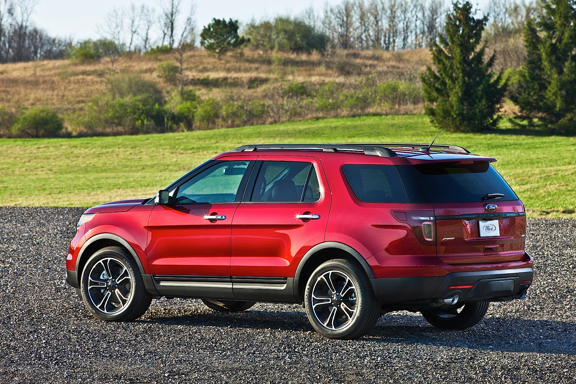 Ford Explorer photo 51