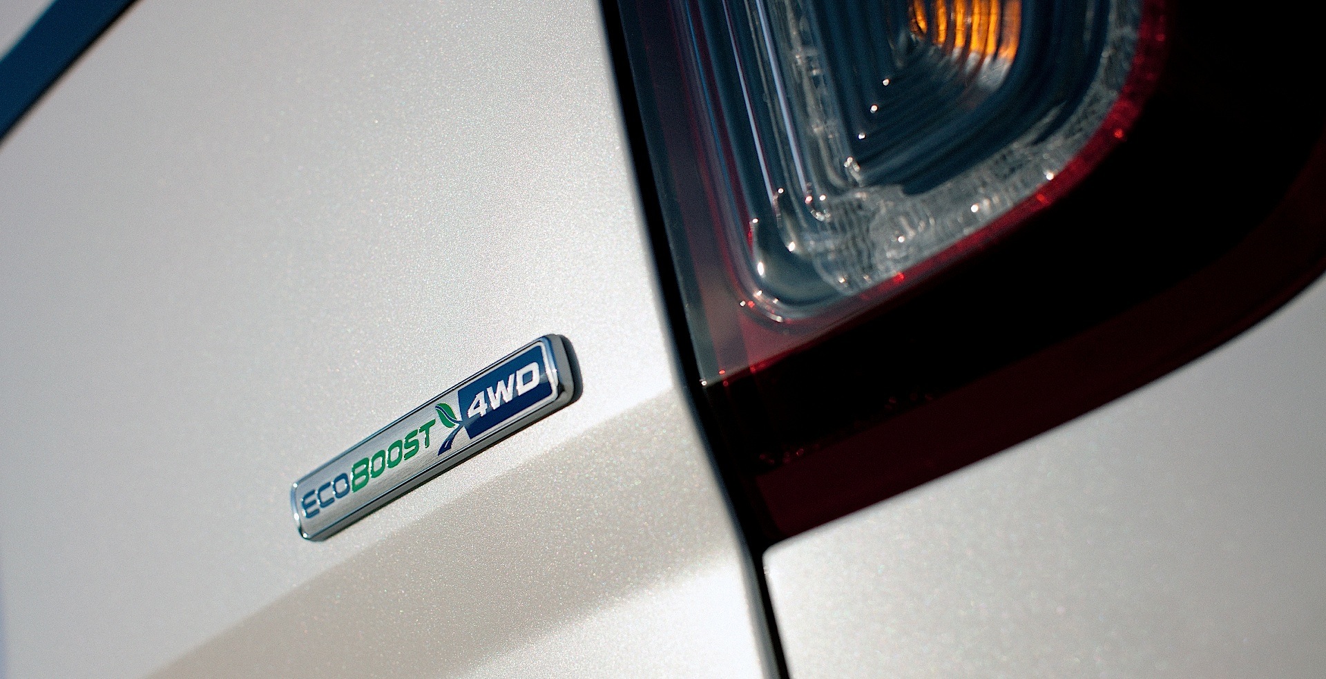 Ford Explorer photo 56