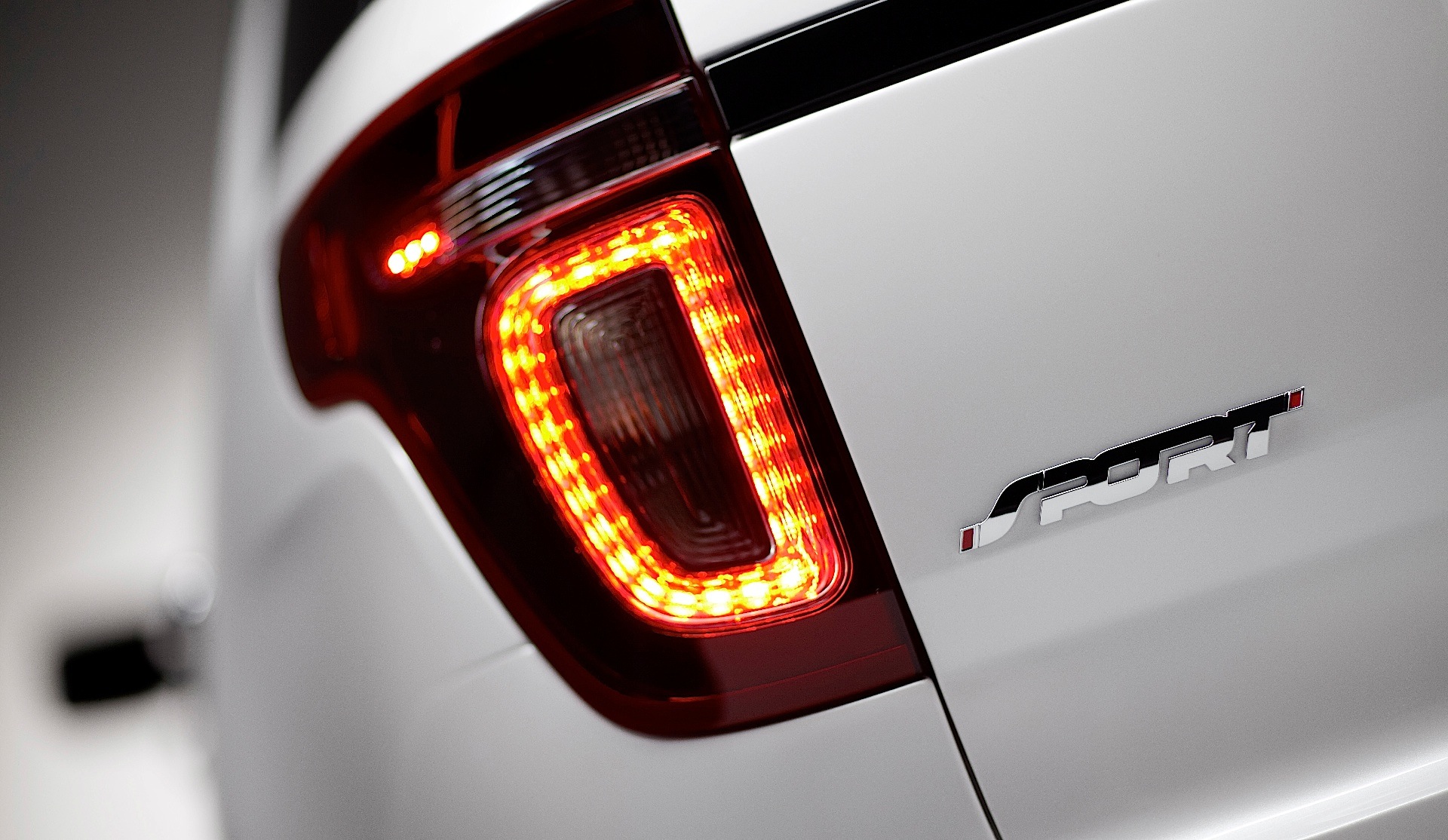 Ford Explorer photo 65