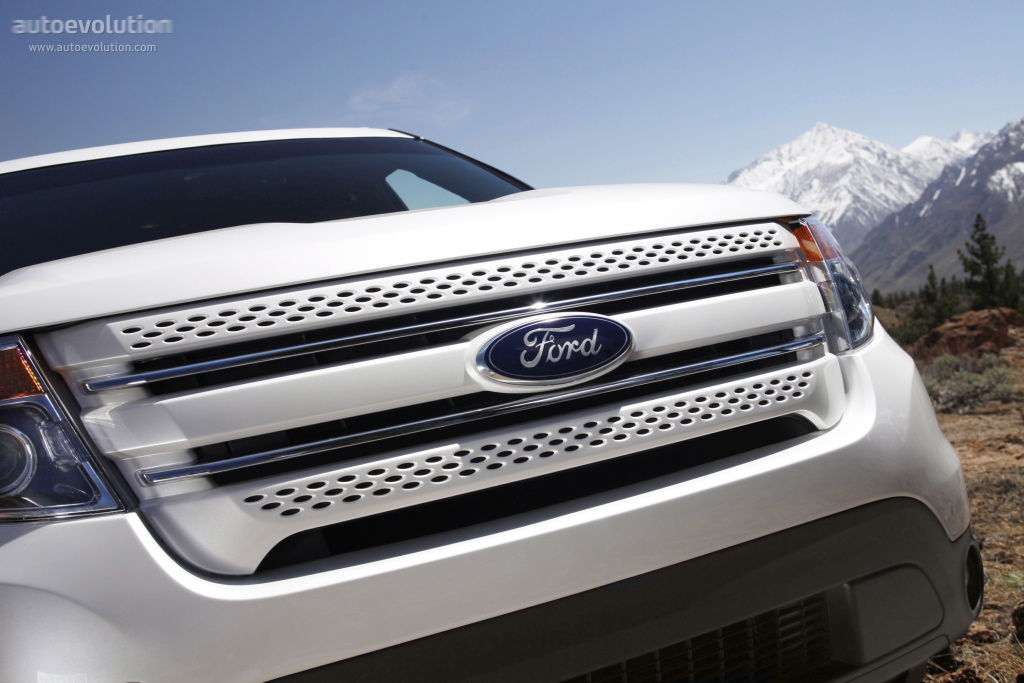 Ford Explorer photo 18
