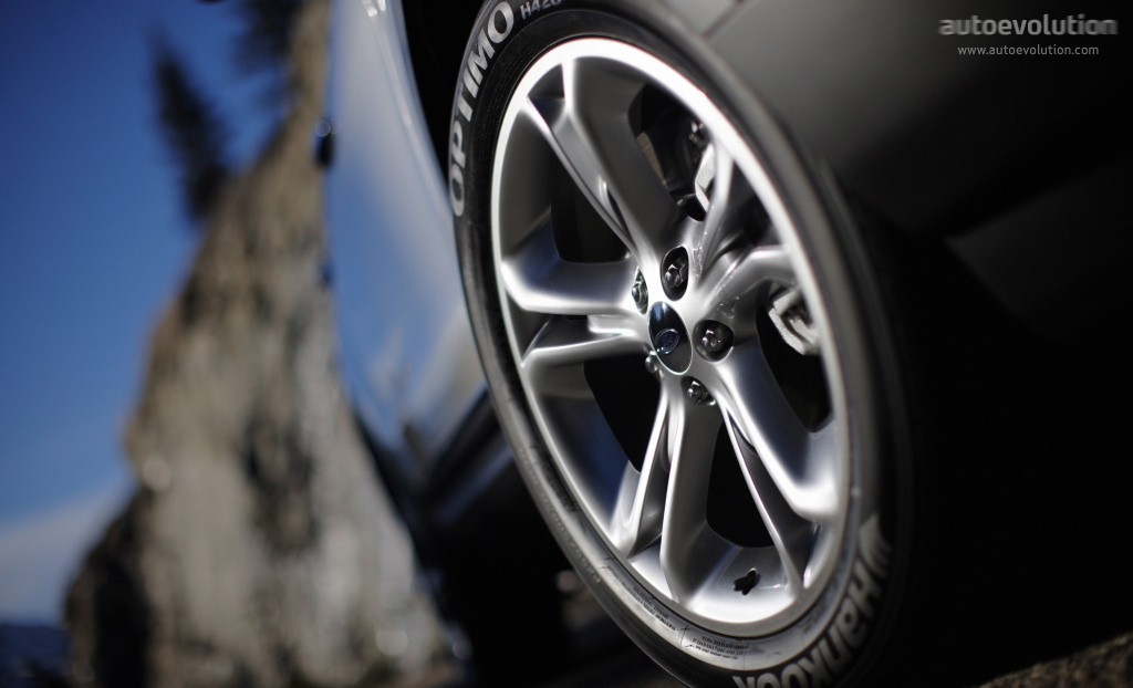 Ford Explorer photo 27