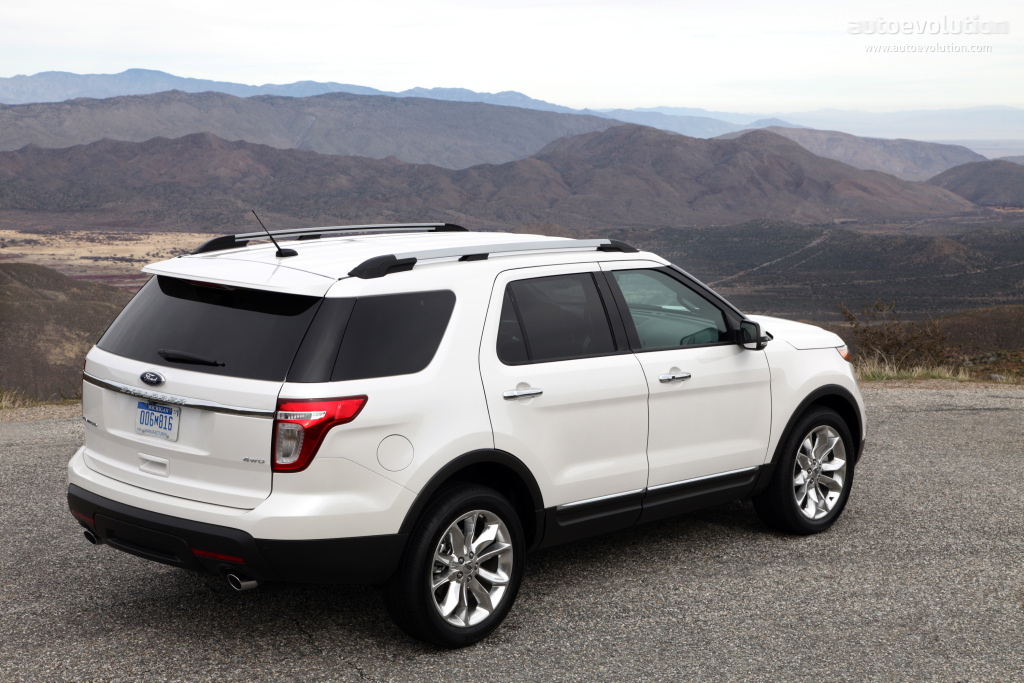 Ford Explorer photo 28