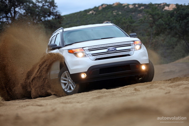 Ford Explorer photo 31