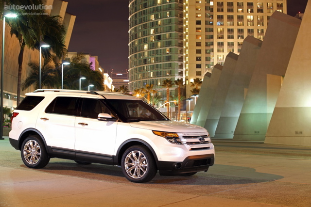 Ford Explorer photo 34