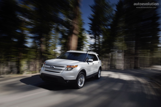 Ford Explorer photo 5