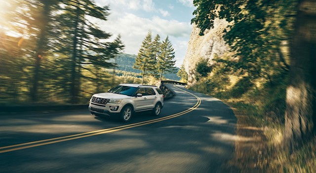 Ford Explorer photo 25