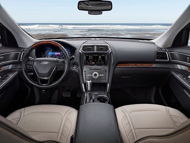 Ford Explorer photo 32