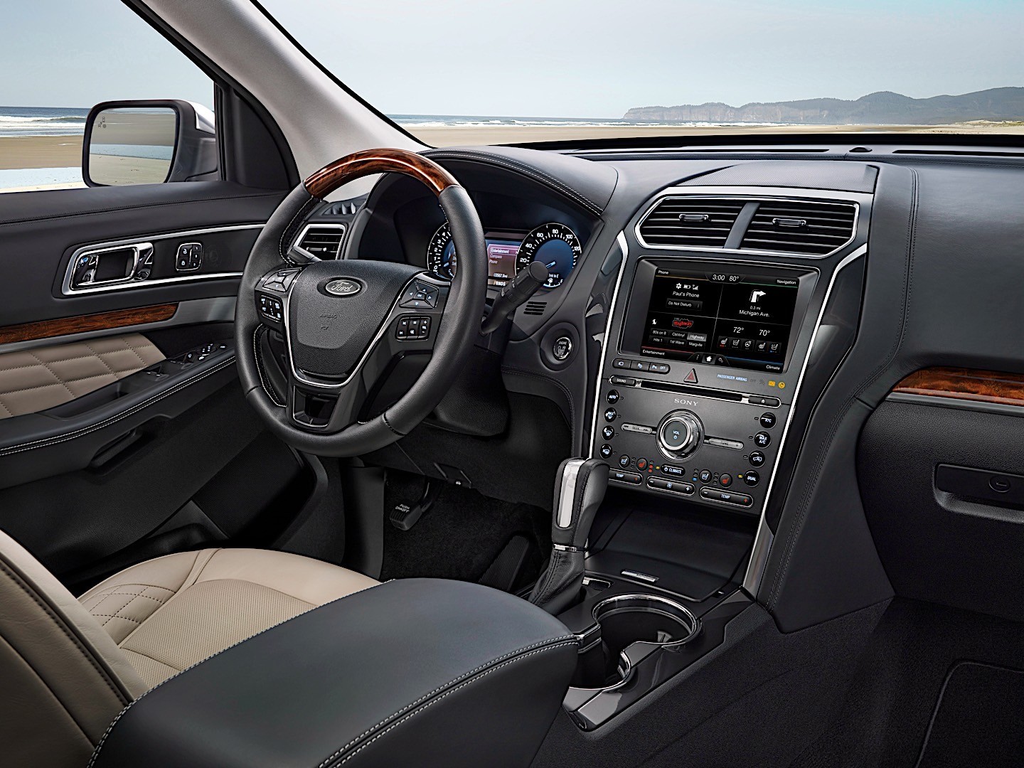 Ford Explorer photo 34