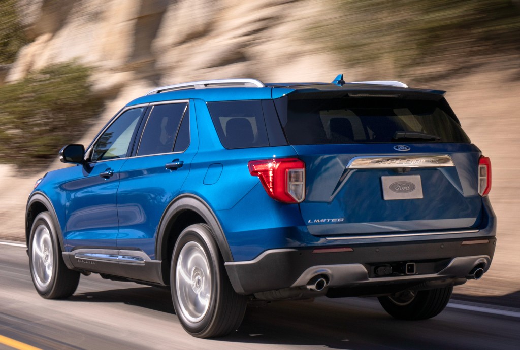 Ford Explorer photo 3
