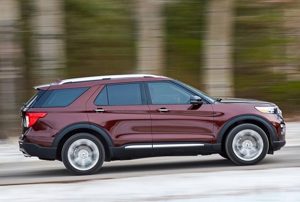 Ford Explorer photo 8