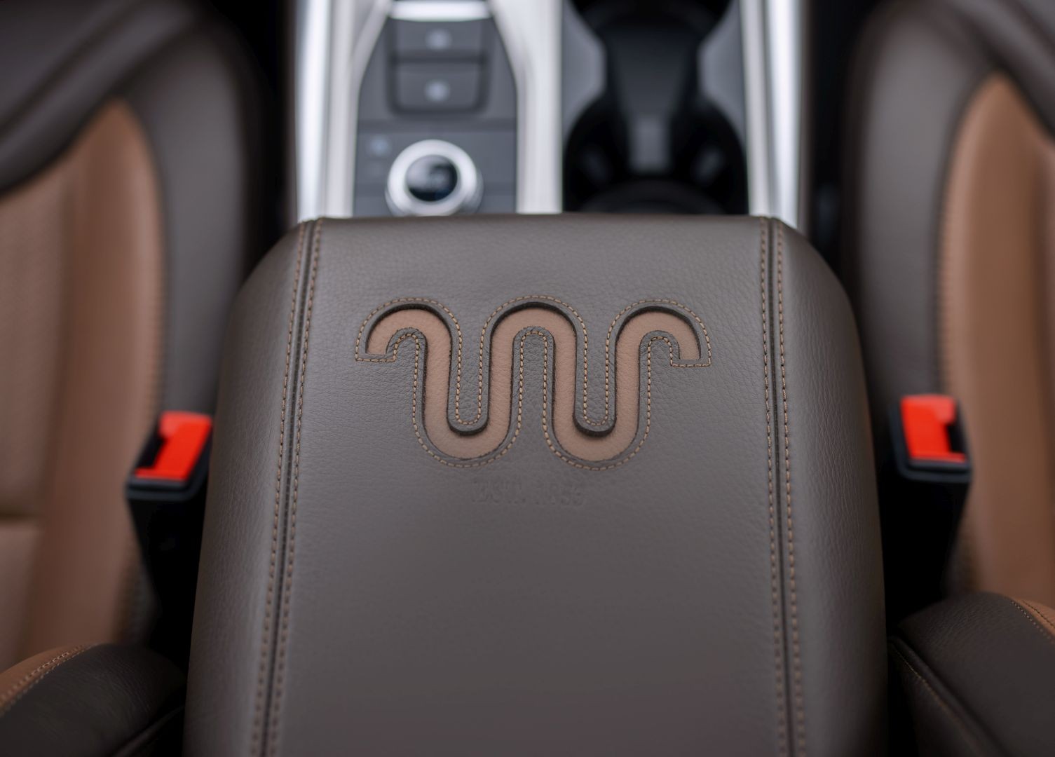 Ford Explorer photo 74