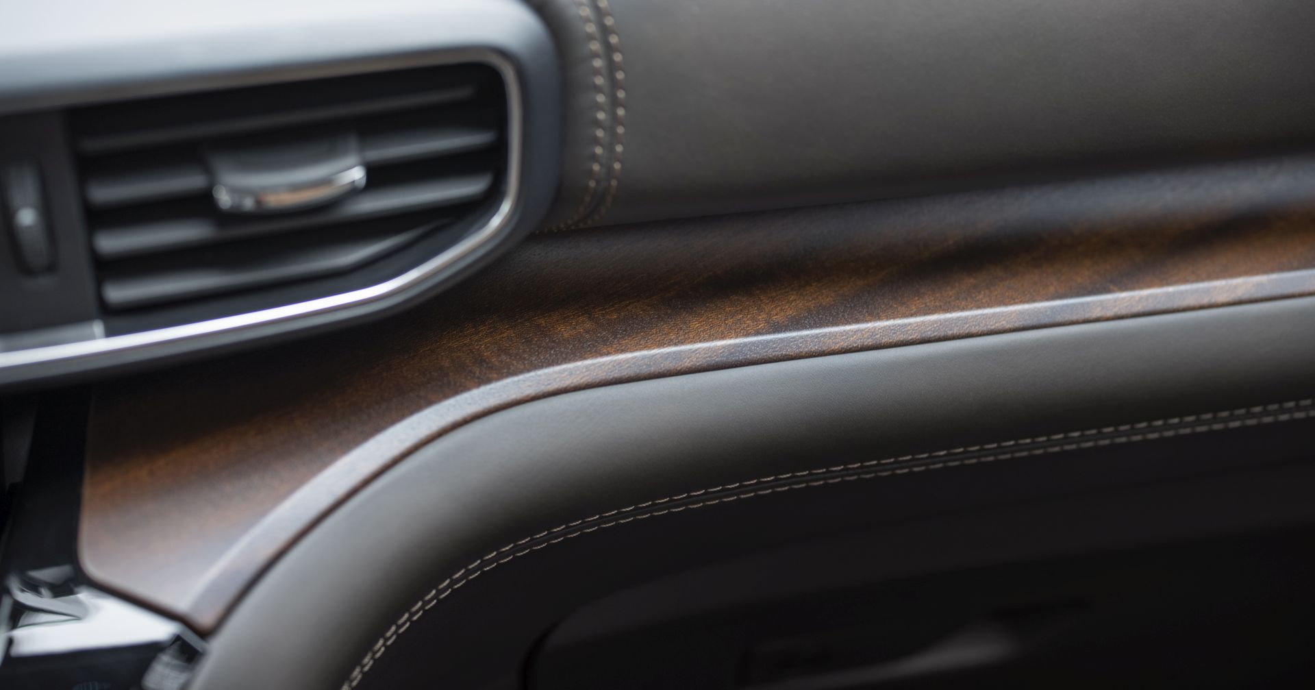 Ford Explorer photo 78