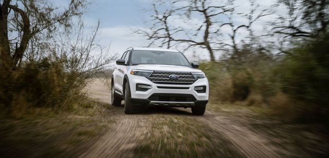 Ford Explorer photo 32
