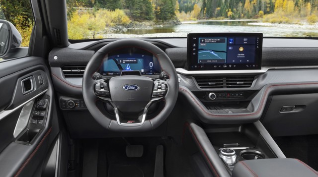 Ford Explorer photo 33