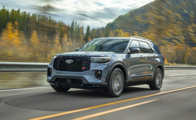Ford Explorer photo 13