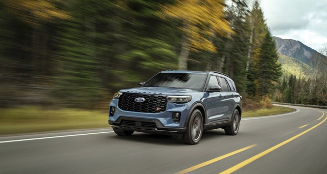 Ford Explorer photo 14