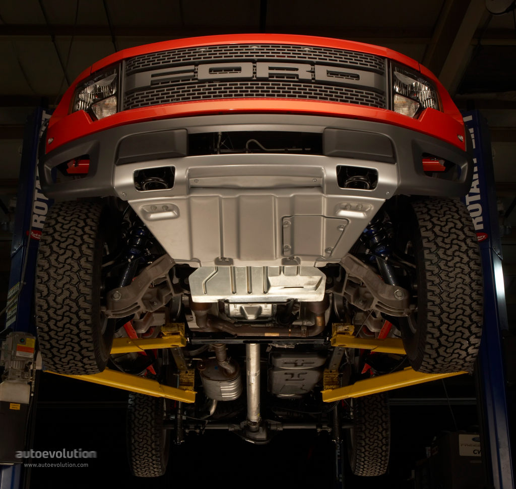 Ford F-150 Raptor photo 12