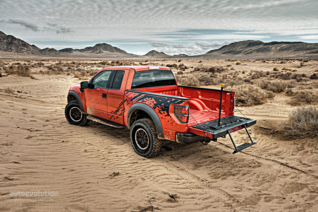 Ford F-150 Raptor photo 2