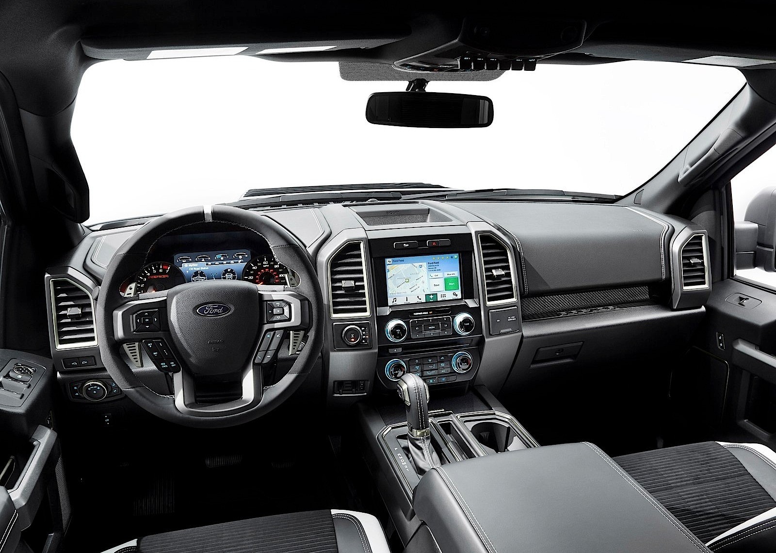 Ford F-150 Raptor photo 25