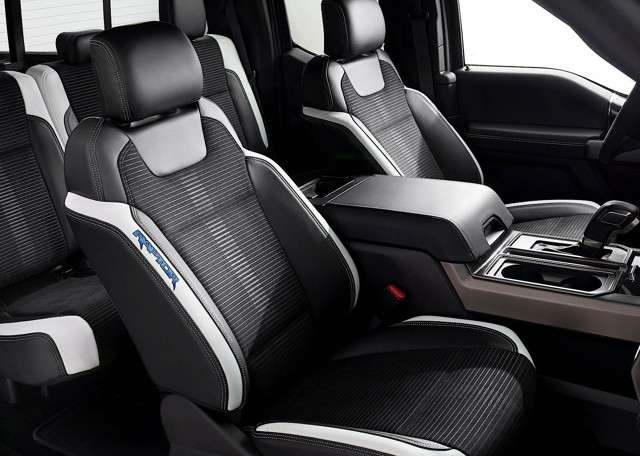 Ford F-150 Raptor photo 27