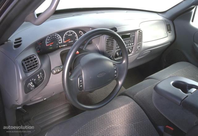 Ford F-150 Regular Cab photo 5