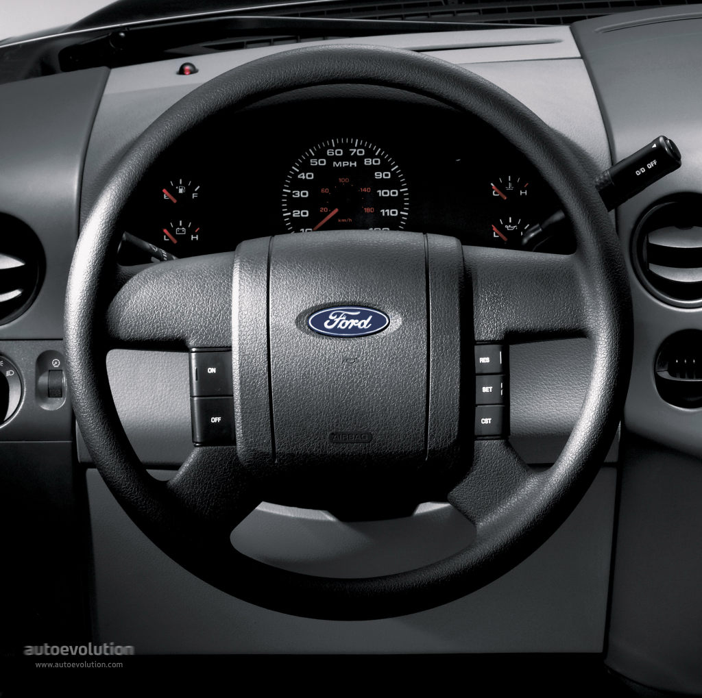 Ford F-150 Regular Cab photo 8