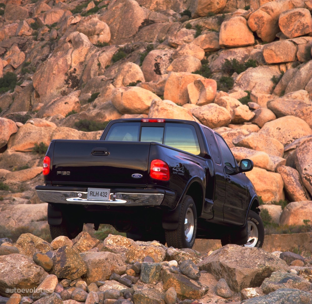 Ford F-150 Super Cab photo 2