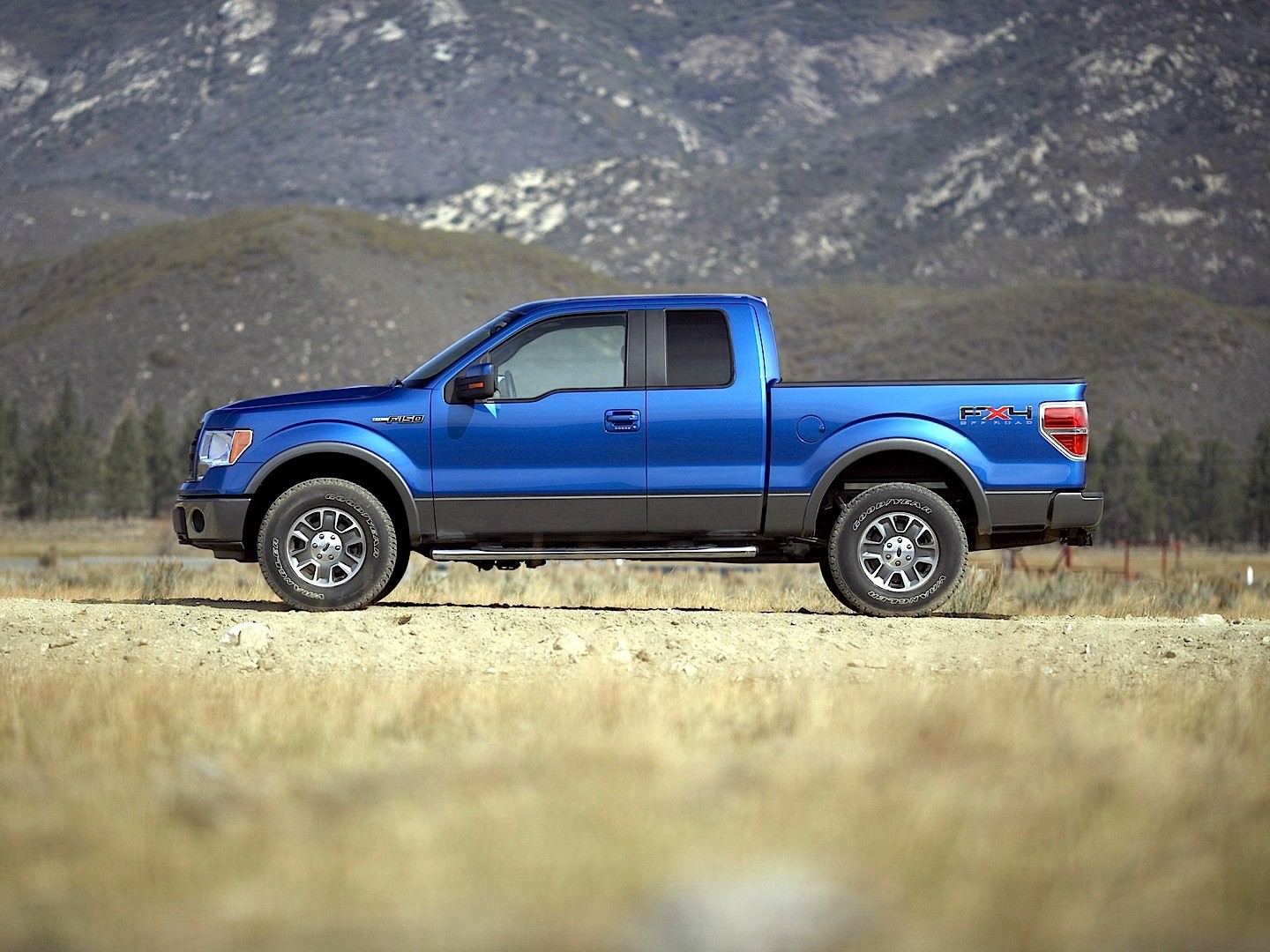 Ford F-150 Super Cab photo 12