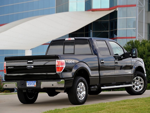 Ford F-150 Super Crew photo 14