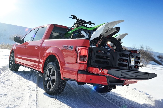 Ford F-150 Super Crew photo 4