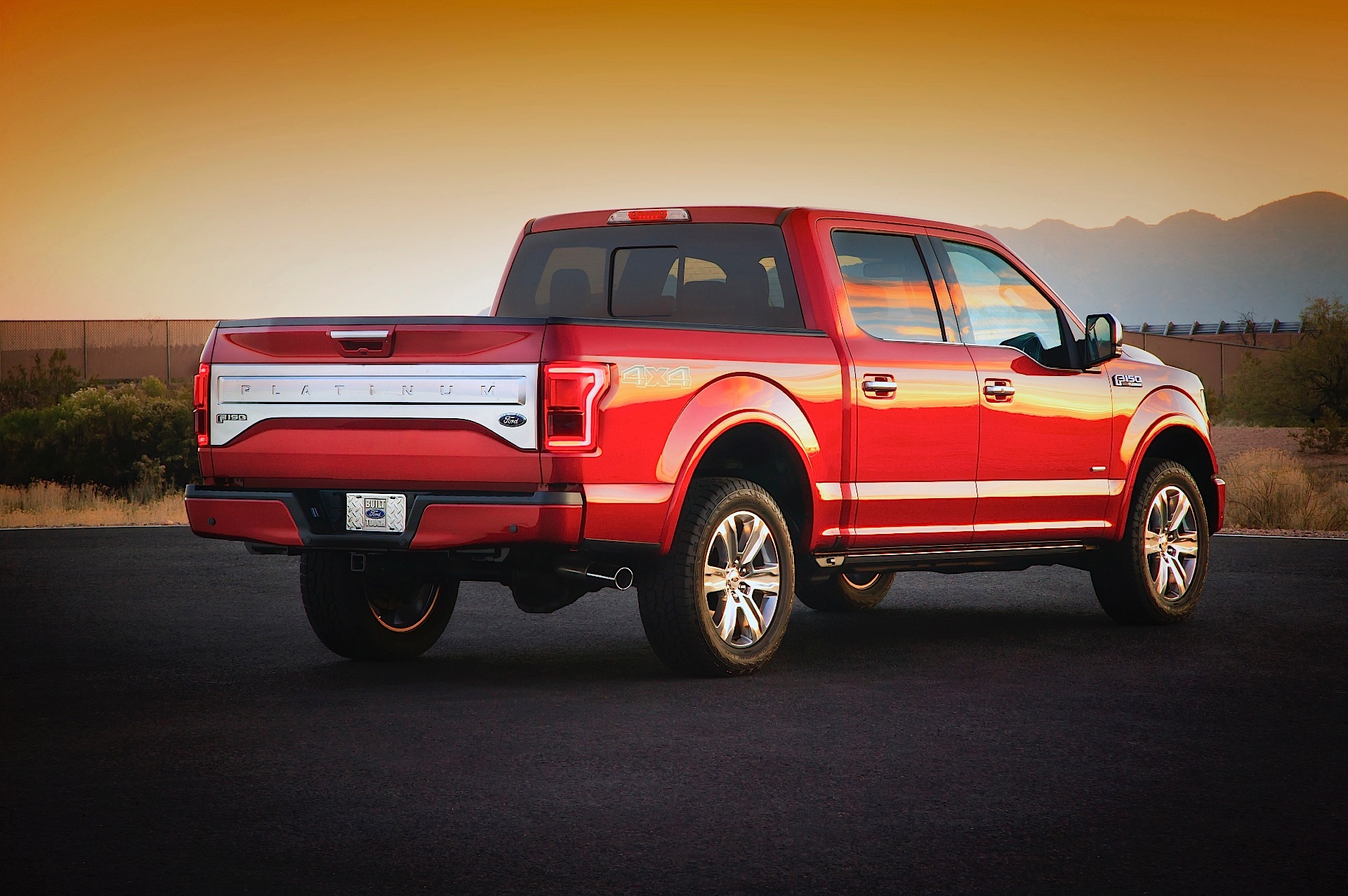 Ford F-150 Super Crew photo 14