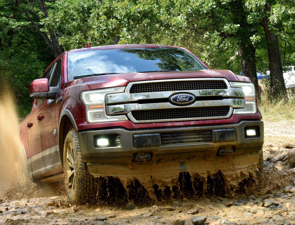 Ford F-150 Super Crew photo 3