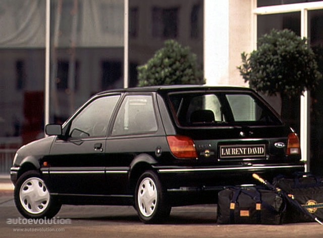 Ford Fiesta 3 Doors photo 3