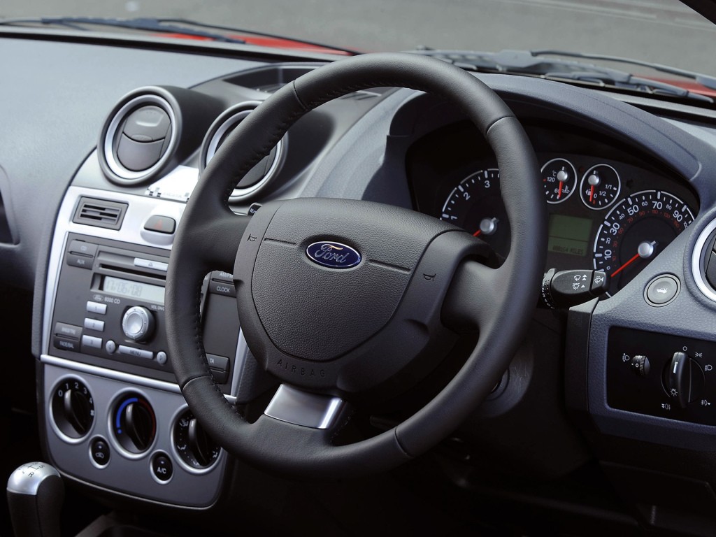 Ford Fiesta 3 Doors photo 39