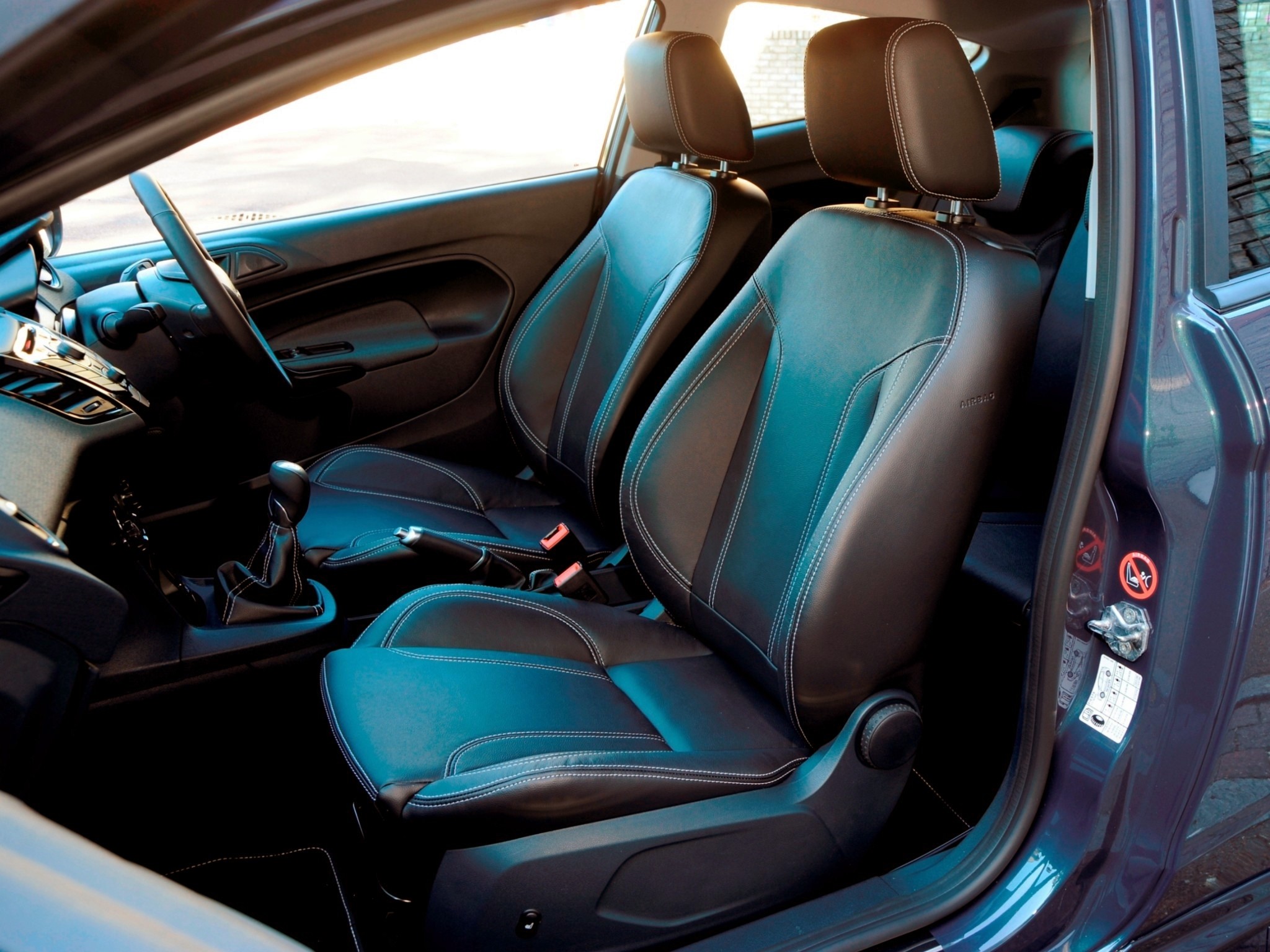 Ford Fiesta 3 Doors photo 101