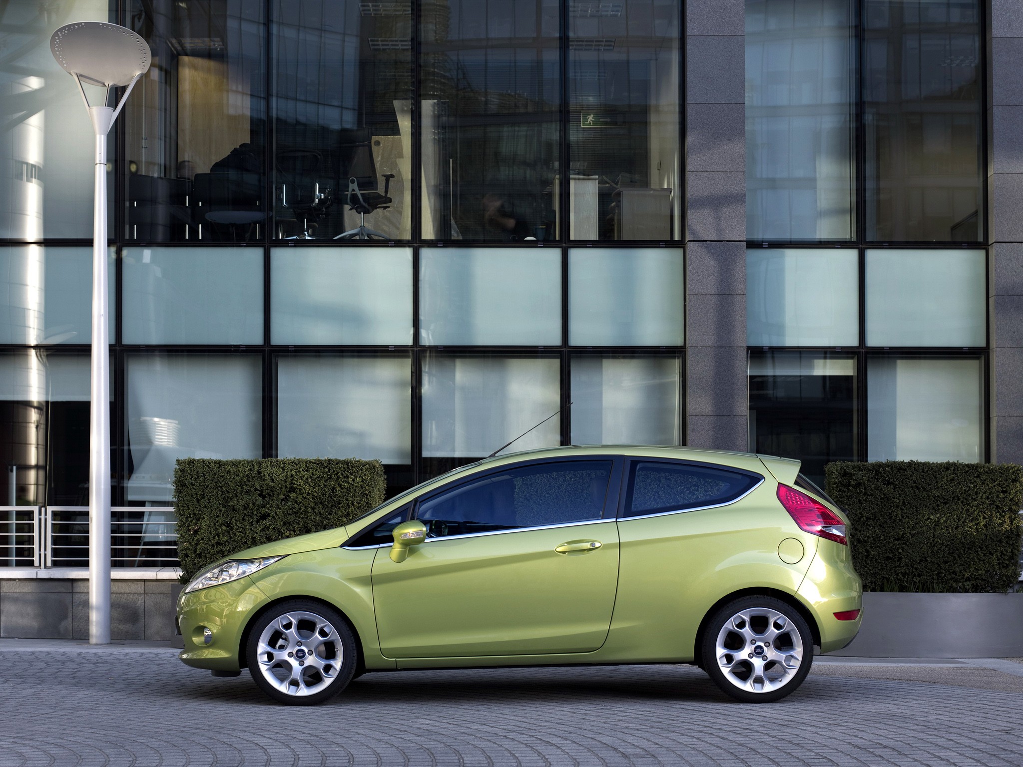 Ford Fiesta 3 Doors photo 33