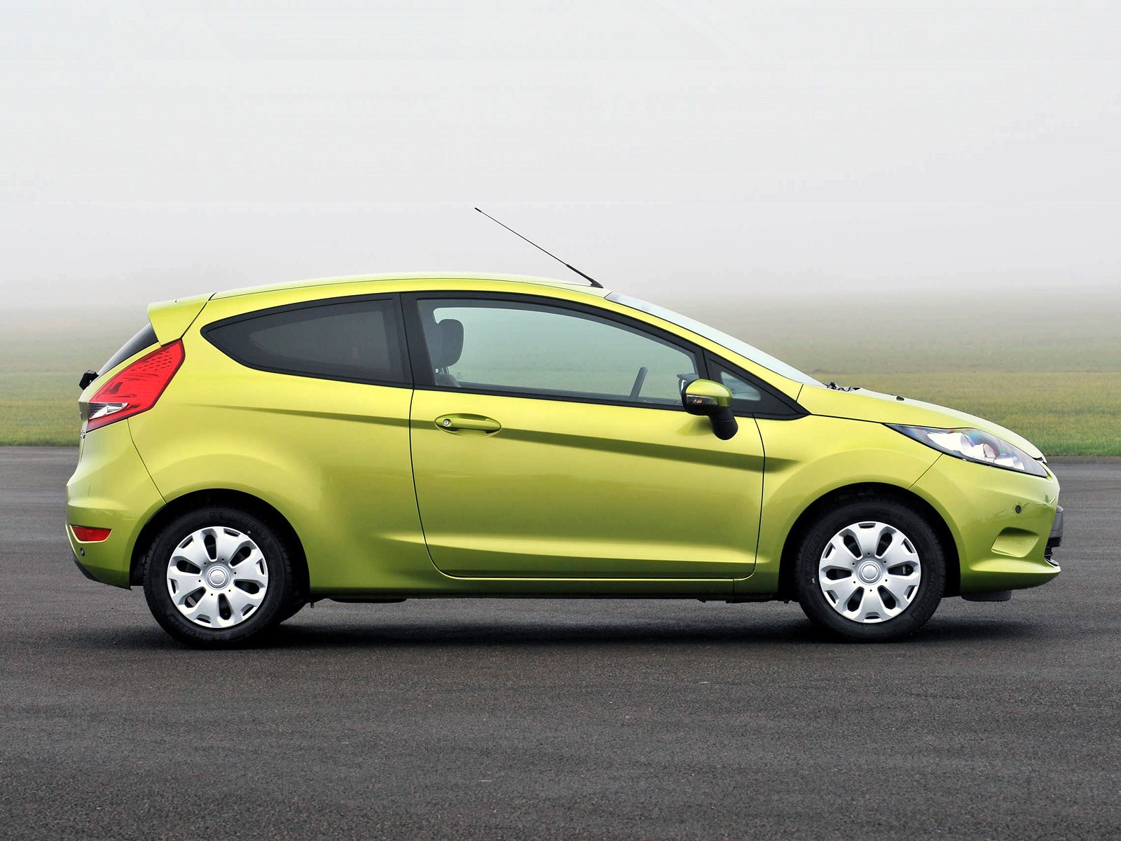 Ford Fiesta 3 Doors photo 61