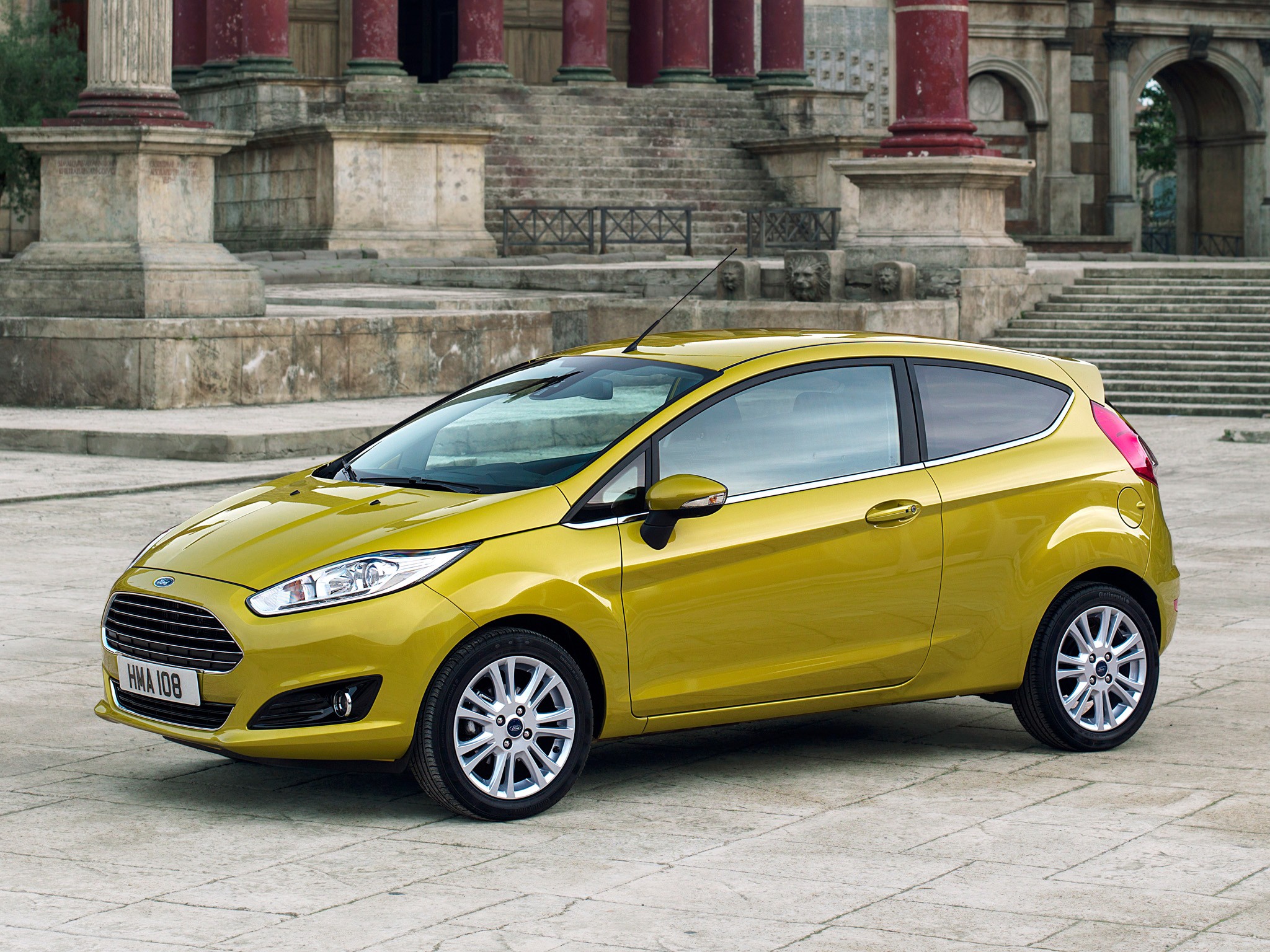Ford Fiesta 3 Doors photo 10