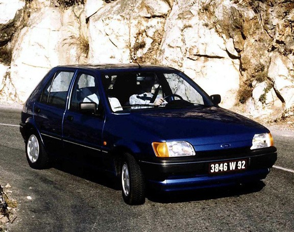 Ford Fiesta 5 Doors photo 4