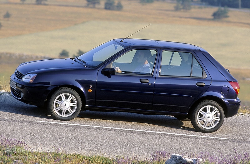 Ford Fiesta 5 Doors photo 2