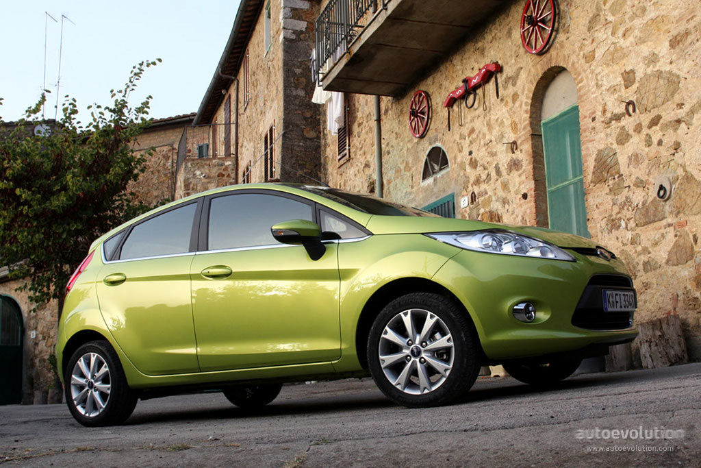Ford Fiesta 5 Doors photo 16