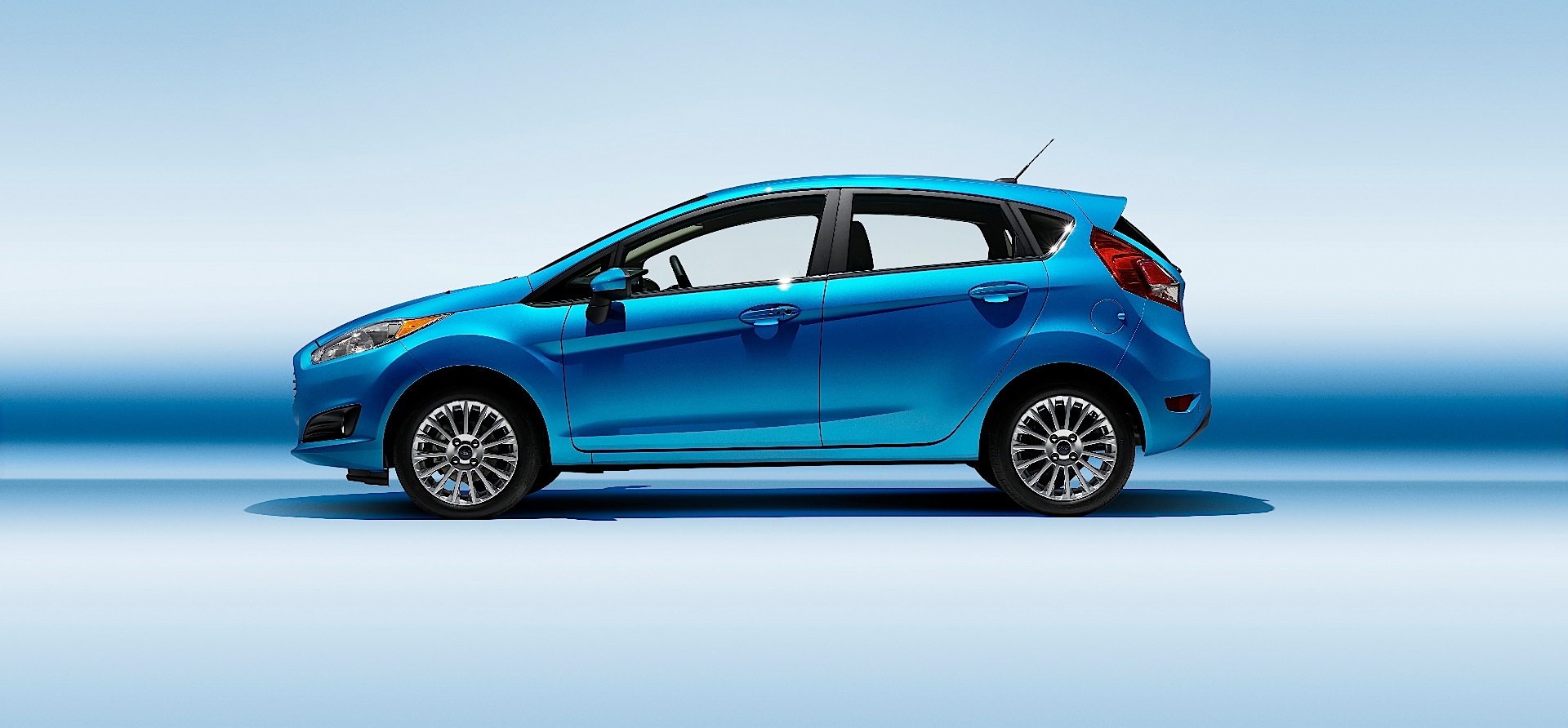 Ford Fiesta 5 Doors photo 4