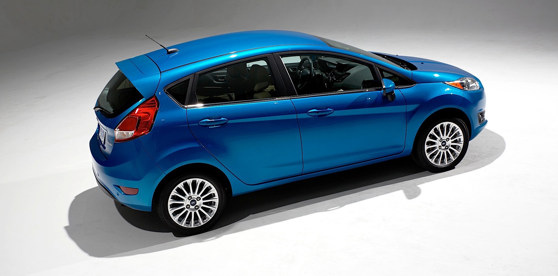 Ford Fiesta 5 Doors photo 34