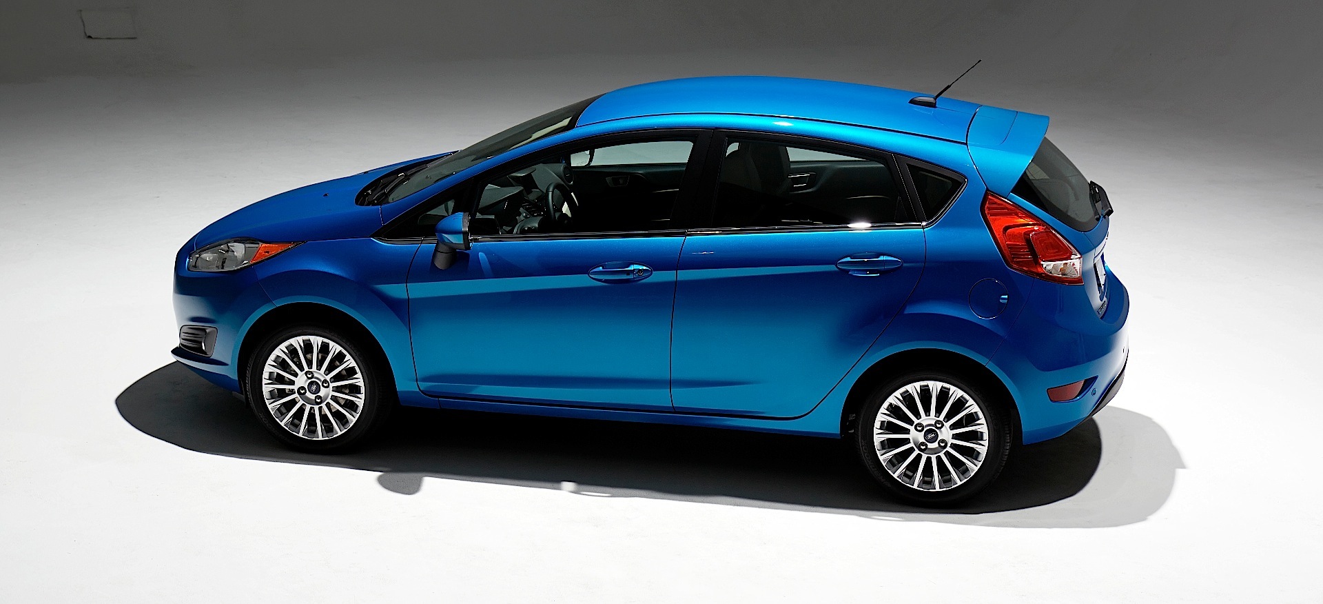 Ford Fiesta 5 Doors photo 40