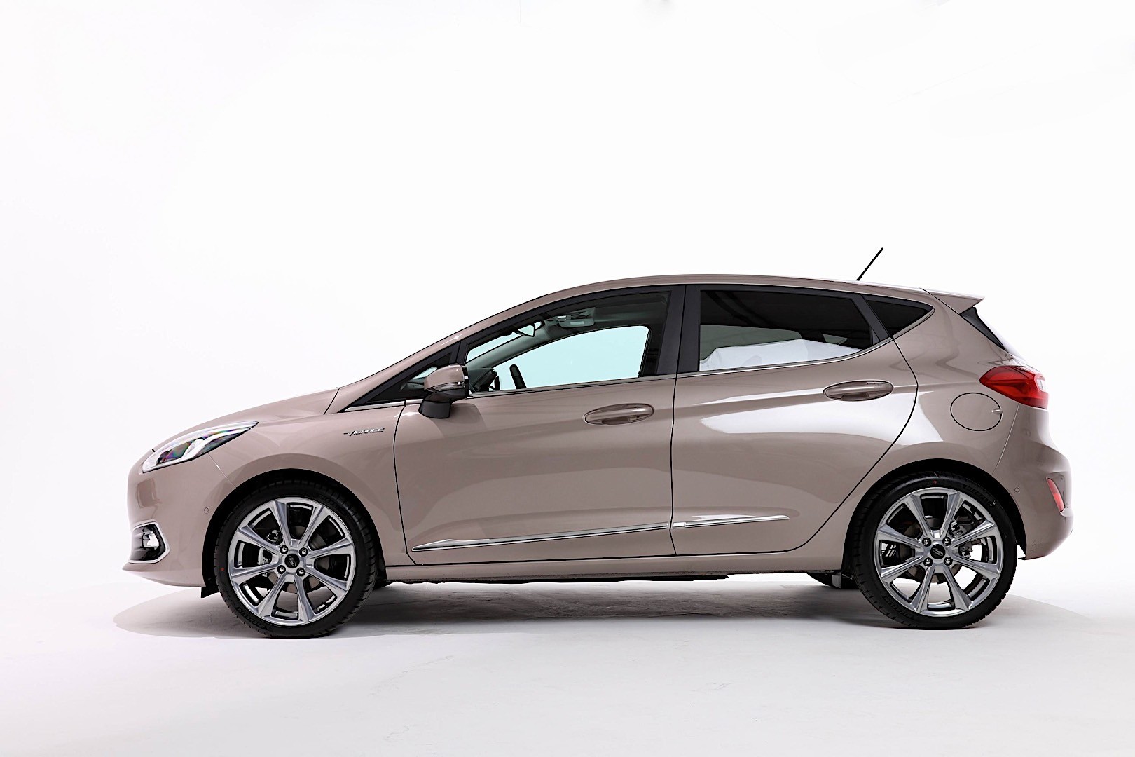 Ford Fiesta 5 Doors photo 6