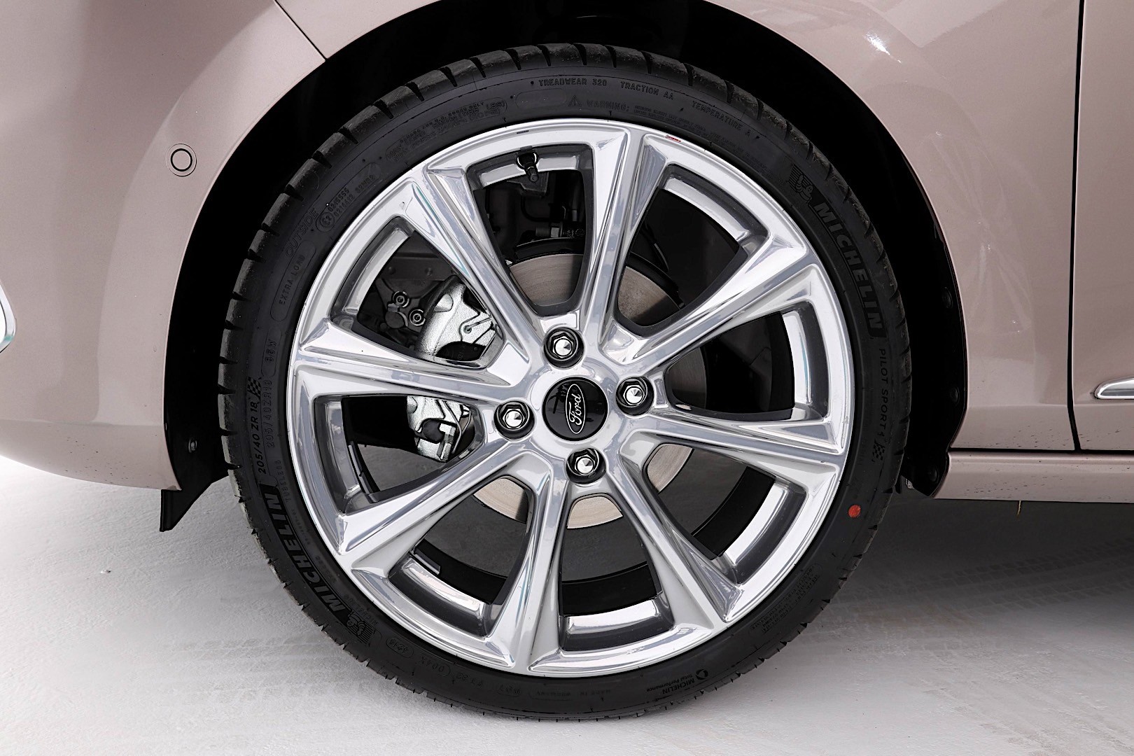 Ford Fiesta 5 Doors photo 9