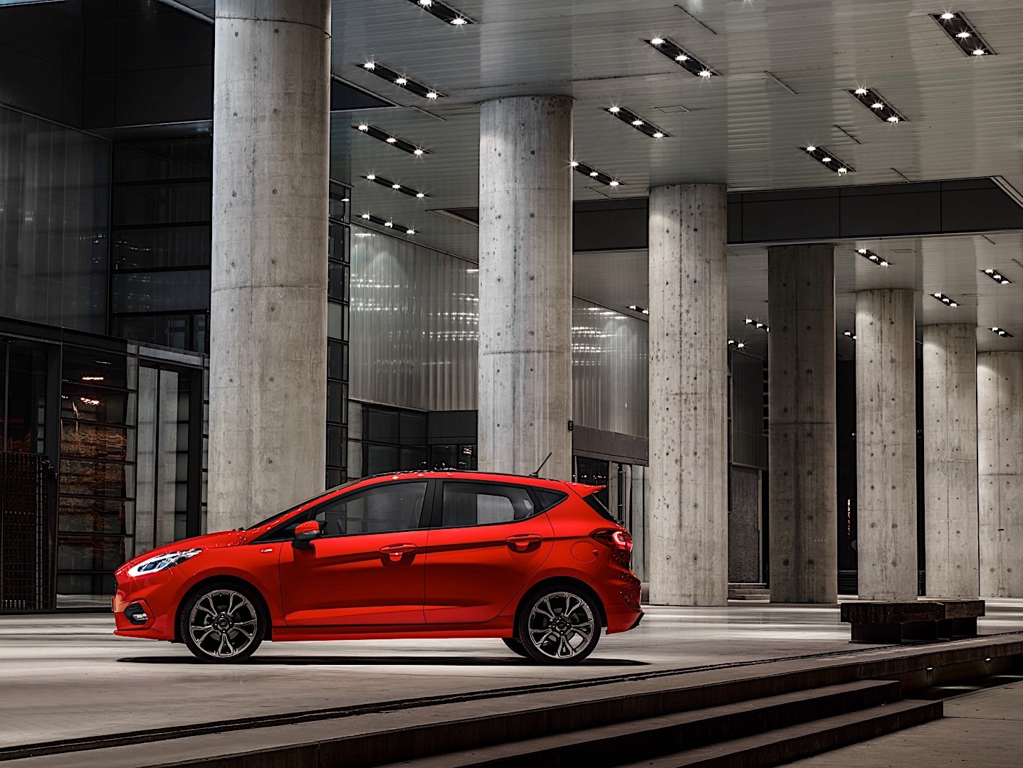 Ford Fiesta 5 Doors photo 16