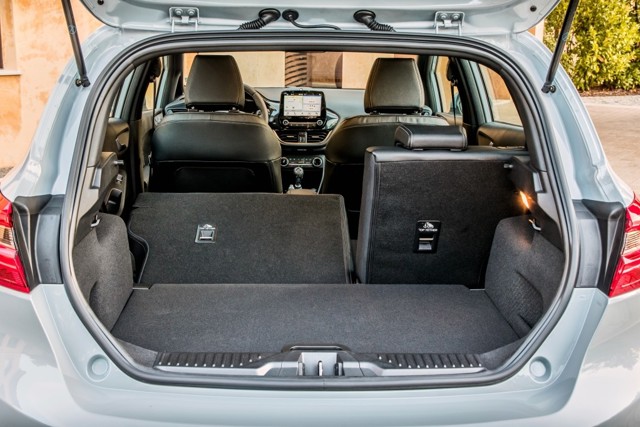 Ford Fiesta 5 Doors photo 29