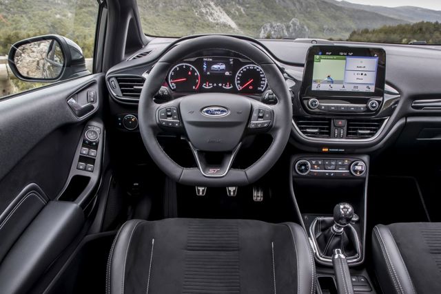 Ford Fiesta 5 Doors photo 27
